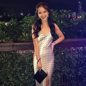 Meet your Posher, Iris